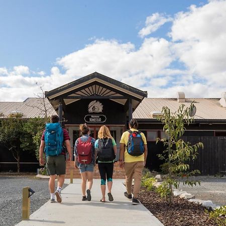 Waitomo Homestead Cabins ไวโตโมเคฟส์ ภายนอก รูปภาพ