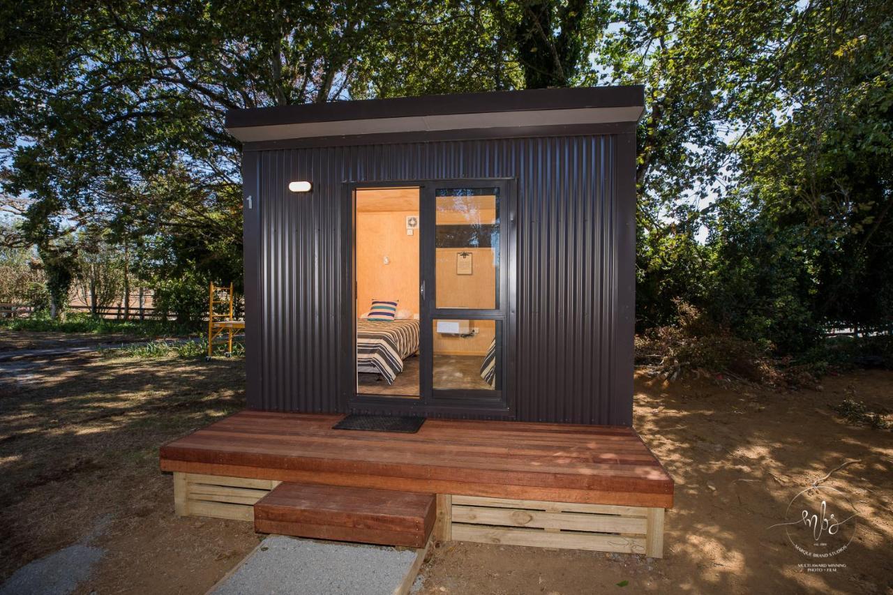 Waitomo Homestead Cabins ไวโตโมเคฟส์ ภายนอก รูปภาพ